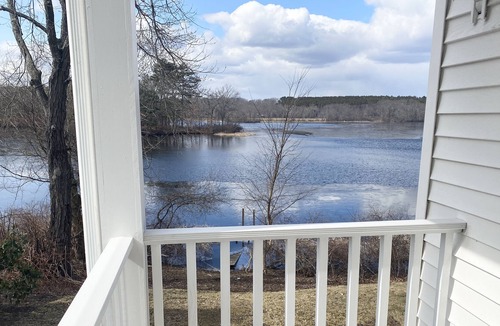 West Concord Condo | Dreamy Waterfront Oasis | 5★ Location, ♛Queen Beds