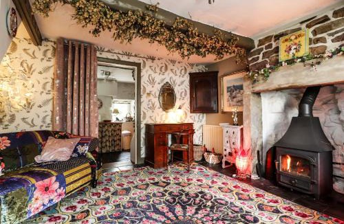 Hurst Green House | Duckdown