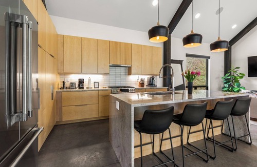 Durango House | Durango Compound | Sleeps 10 | River + Hot Springs