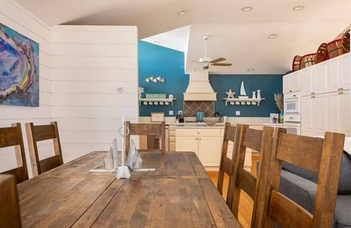 Algonquin House | Eastern Shore Getaway - Cambridge, Maryland