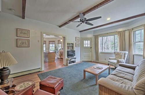 Tisbury House | Easy Access to Beaches: Vineyard Haven House