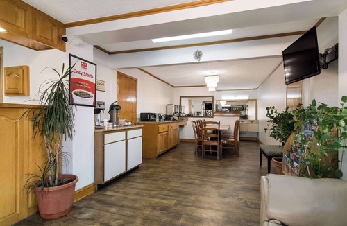 Calhoun Hotel | Econo Lodge Calhoun North Damascus
