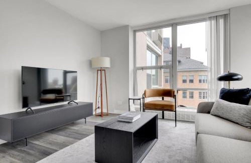 Edgewater Beach Apartment | Edgewater Studio w Gym Deck Lounge nr L CHI-657