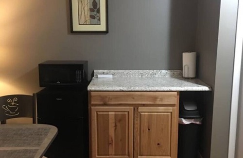Gilford Condo | Efficiency, Monthly Rates, Close to Everything!