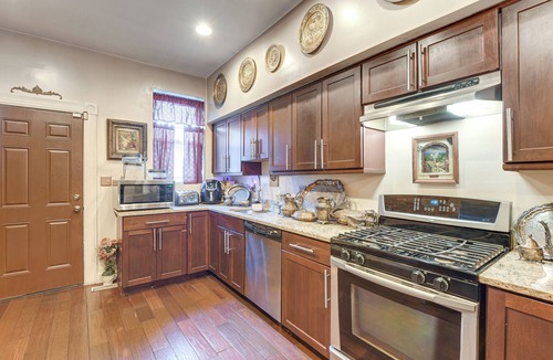 Downtown Baltimore House | Elegant Upton Rowhouse 2 Mi to Inner Harbor!