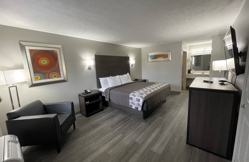 Hohenwald Hotel | Embassy Inn