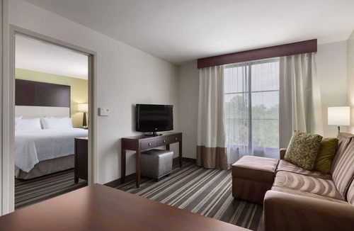 Eden Hotel | Embassy Suites by Hilton Savannah Airport