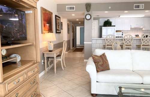 Orange Beach Condo | Emerald Key 6th Floor Penthouse.Gulf Front.Fabulous Views.Local Owner