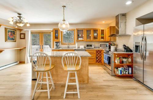 Thornton House | Explore the White Mountains! Spacious Rural Home