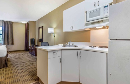 Springdale Hotel | Extended Stay America Select Suites Fayetteville Springdale