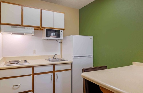 Smyrna Hotel | Extended Stay America Select Suites Atlanta Cumberland Mall