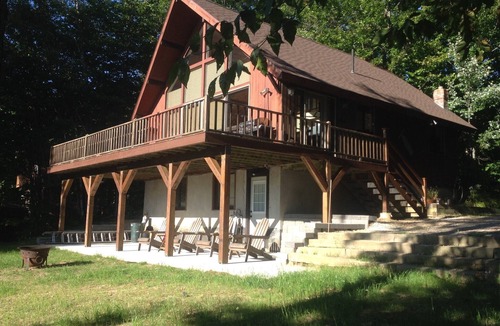 Bartlett Ski Chalet | Fabulous Mountain View Chalet close to Everything in North Conway. Pet Friendly