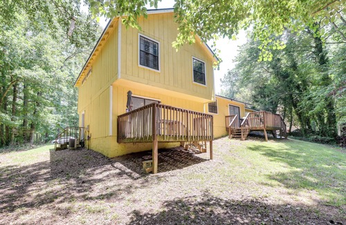 Fairburn House | Fairburn Home w/2 Decks, Grill & Outdoor Dining!