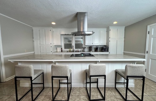 Byron House | Fantastic 6-bedroom Hideaway in Byron GA