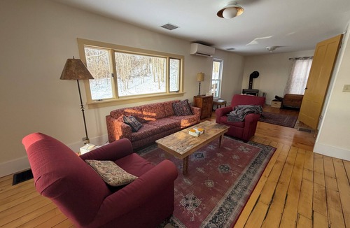 Middlebury Other | Farmhouse With a View - 12 minutes from Middlebury