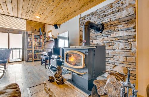 Thayne House | Fire Pit & Games! 10-Acre 'Majestic Mountain Home'