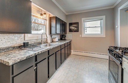 Seneca Falls House | Fish, Sip & Explore! Home < 1 Mi to Cayuga Lake