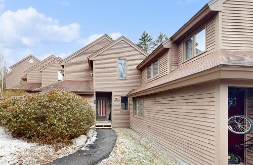 Waterville Valley Apartment | Forest Hideaway