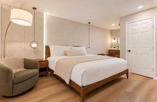 Eureka Springs Hotel | Forest Springs Resort