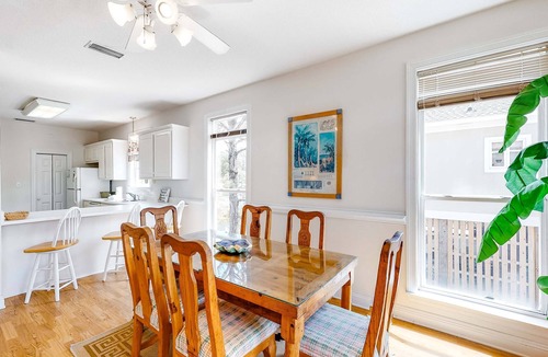 Audubon Place Condo | Friendly Duplex w/Full Kitchen, Central AC, Washer/Dryer, & High-Speed WiFi!