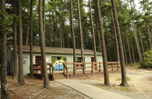 Rochester Resort | Gateway to Cape Cod Vacation Cottage 2