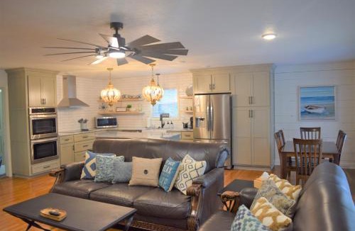 Cullman House | Gathering Place Big, with Dock, Fiber, and Tankless WH