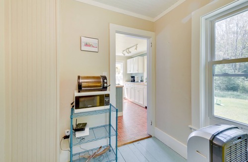 Five Islands Cottage | Georgetown Vacation Rental: Gas Grill & Near Beach