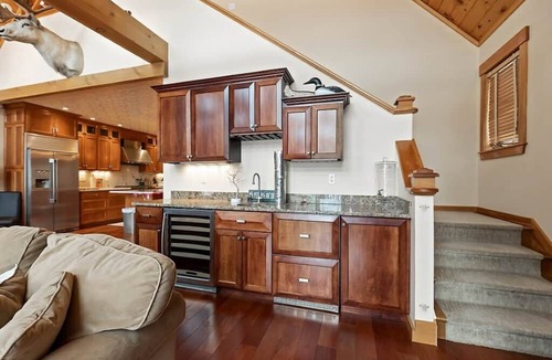 Rangeley House | Gingerbread House at Mooselookmeguntic Lake