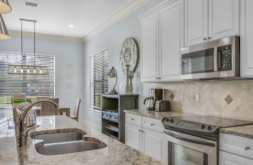 Villa Lago House | Golf Course Views ~ Golf Cart ~ Community Pool