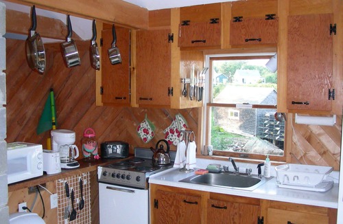 Corea Cottage | Gorgeous Harbor Views On The Wharf! - The Boathouse At Corea Harbor!