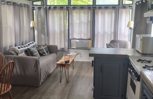 Hadley House | Gorgeous lake view