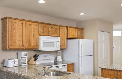 Williamsburg Condo | Governor's Green 3Bed/2Bath Deluxe Unit!