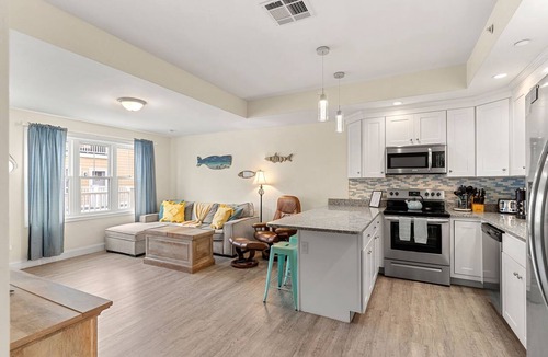 Hampton Condo | Hampton Beach Game House | Private Balcony | Views