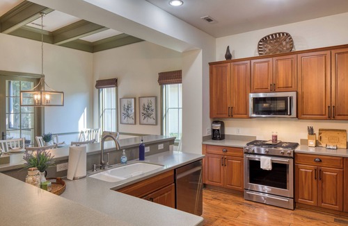Bluffton House | Hampton Hideaway-Quaint Golf Cottage, Newly Renovated