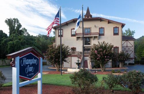 Helen Hotel | Hampton Inn Helen