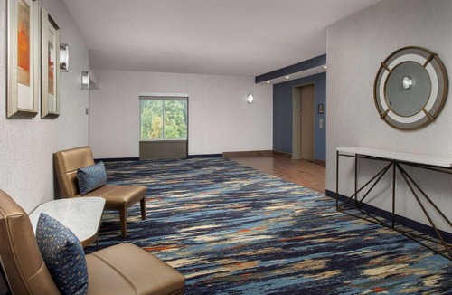 Alpharetta Hotel | Hampton Inn & Suites Alpharetta-Windward
