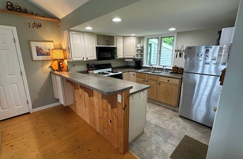 Sebasco Estates Cottage | Harbor-View Cottage in Sebasco Harbor/Phippsburg, Maine