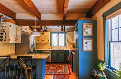 Brunswick House | Heron's Perch Beautiful Pondside Home with Screened Porch