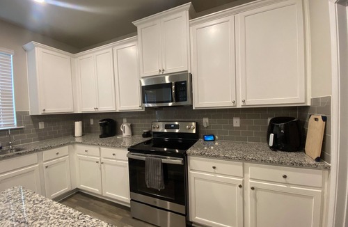 Union City House | Home in Fairburn