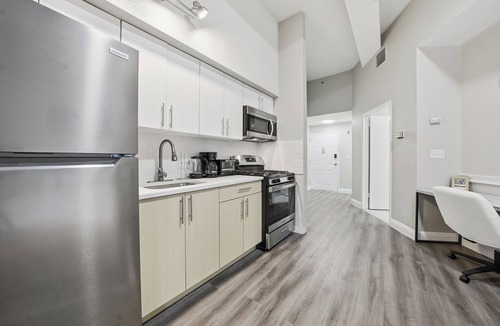 Downtown Apartment | Homey studio perfect for long-term guests
