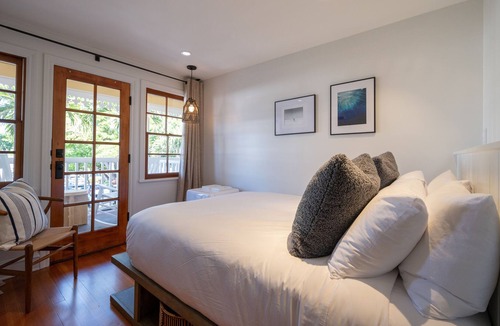 Historic Lahaina Front Street Hotel | Hotel Lahaina