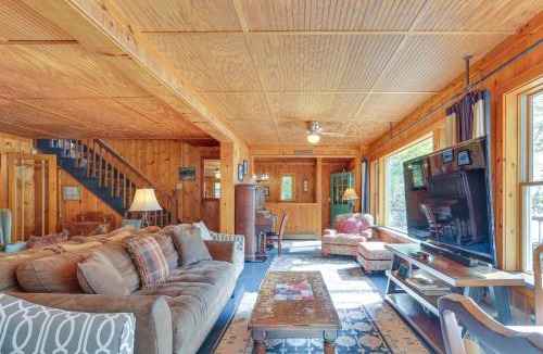Hawley House | Huge Waterfront Home w/Dock on Lake Wallenpaupack