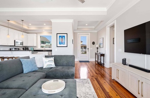 Beachwalk House | Immaculate Low Country Oasis on Harbor Island