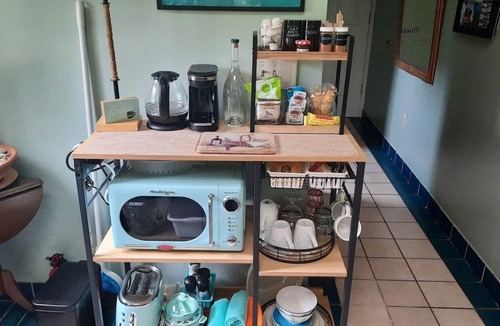 Interlaken Apartment | It's Here! A Restful Experience.FLX Wine Trails Garden Studio + Deck + BBQ