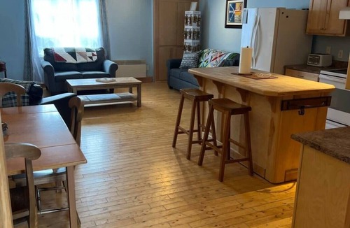 Twillingate Apartment | Jagged Rocks
