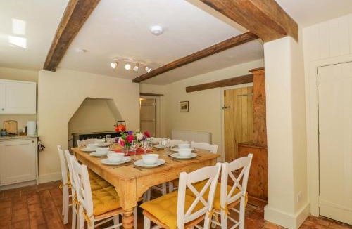 Devizes House | Keepers Cottage