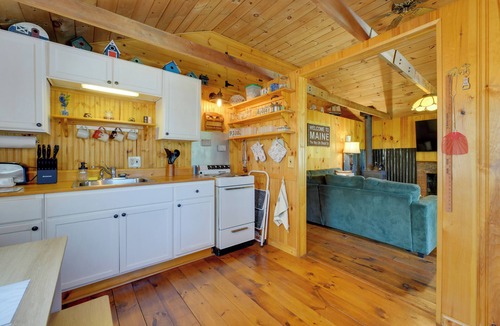 Waterboro Cabin | 'Knotty Kabin' Rustic Waterboro Cabin By Lake