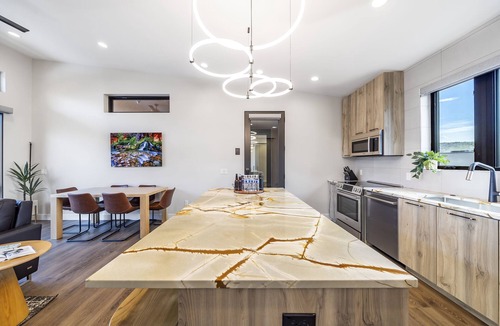 Zion National Park South Entrance Villa | LaFave-Luxury Villa at Zion: Big Springs