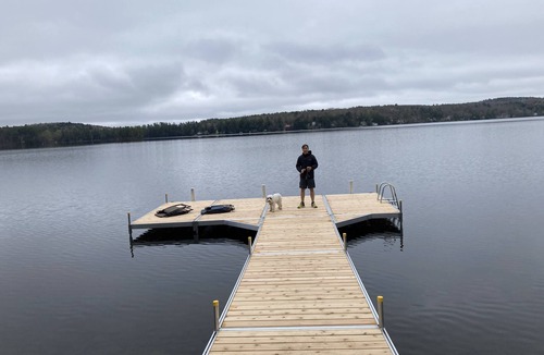 Kennebec Cottage | Lakefront Cottage on beautiful Lake Maranacook in Winthrop, ME.