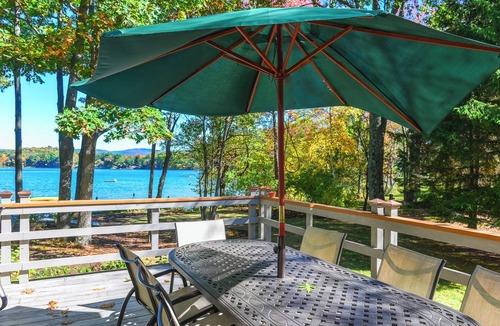 Town of Copake House | Lakefront Estate - Private Dock, Guest House & Room for 14